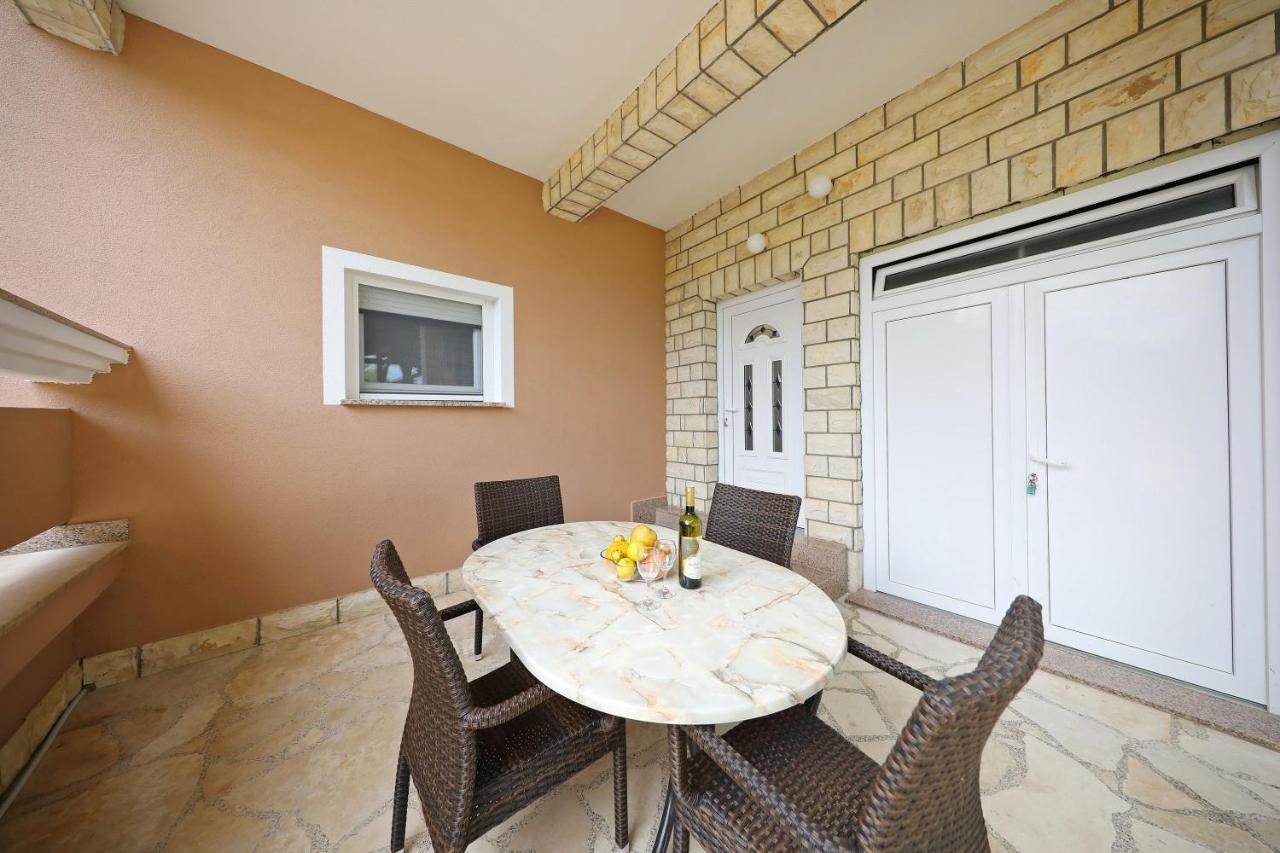Apartmani Rudi Вир Экстерьер фото