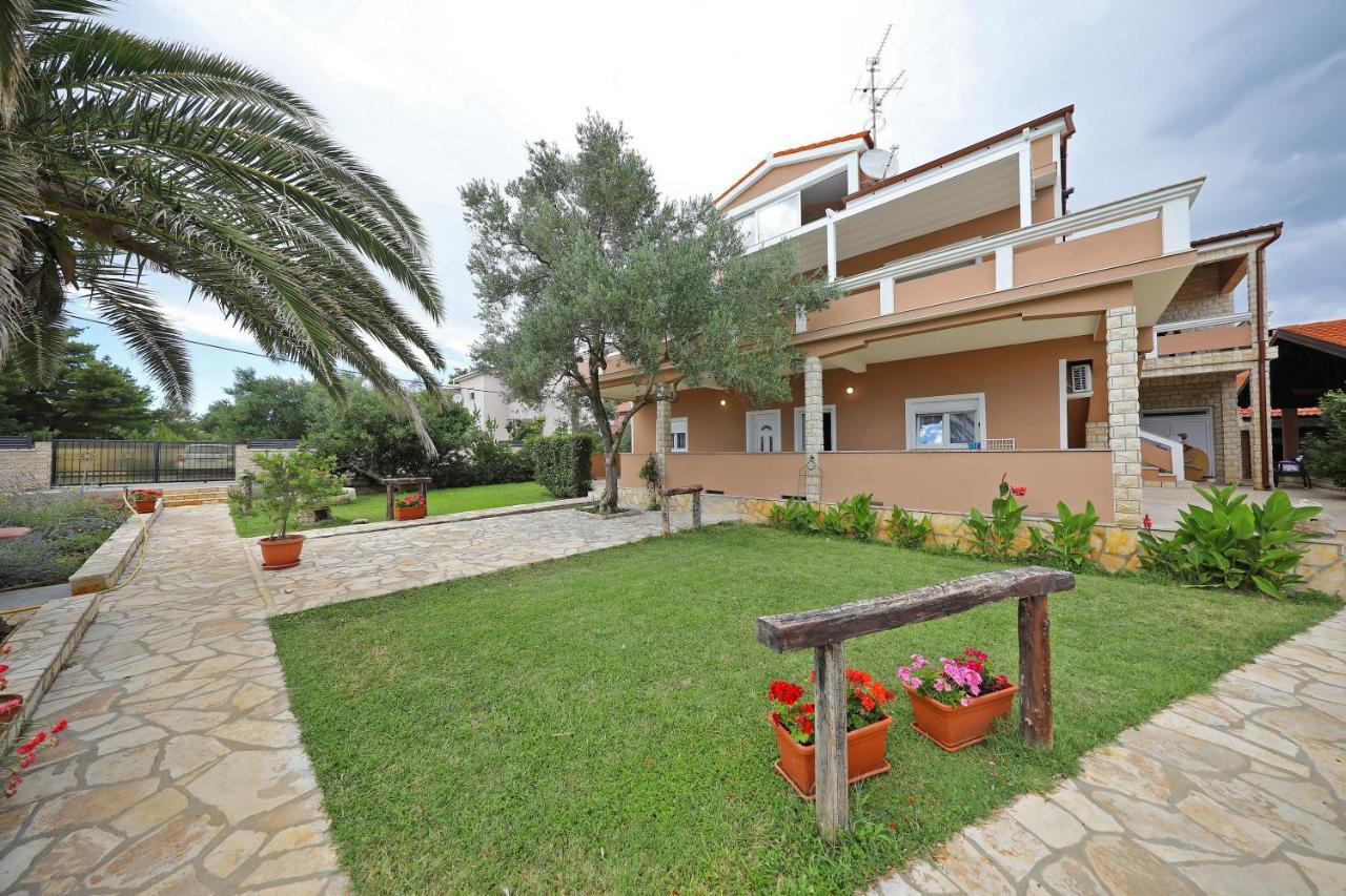 Apartmani Rudi Вир Экстерьер фото